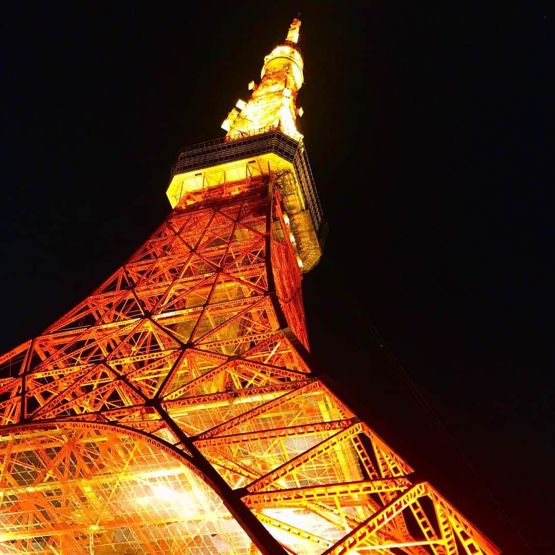 東京タワーの麓の結婚式のグルメインスタ