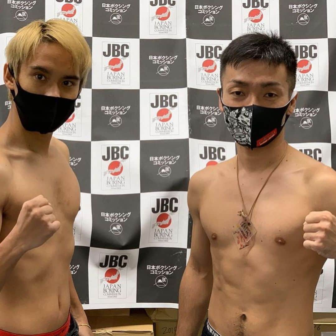 のインスタグラム：「Repost from @nori.yrm   計量リミットでパスしました！  後はPCR検査の結果次第  やる事はしっかりやったから  後はしっかり明日やるだけ！  勝つだけ！  応援よろしくお願いいたします！  マスクは #ウェイダーマスク #上田市にパワーを」