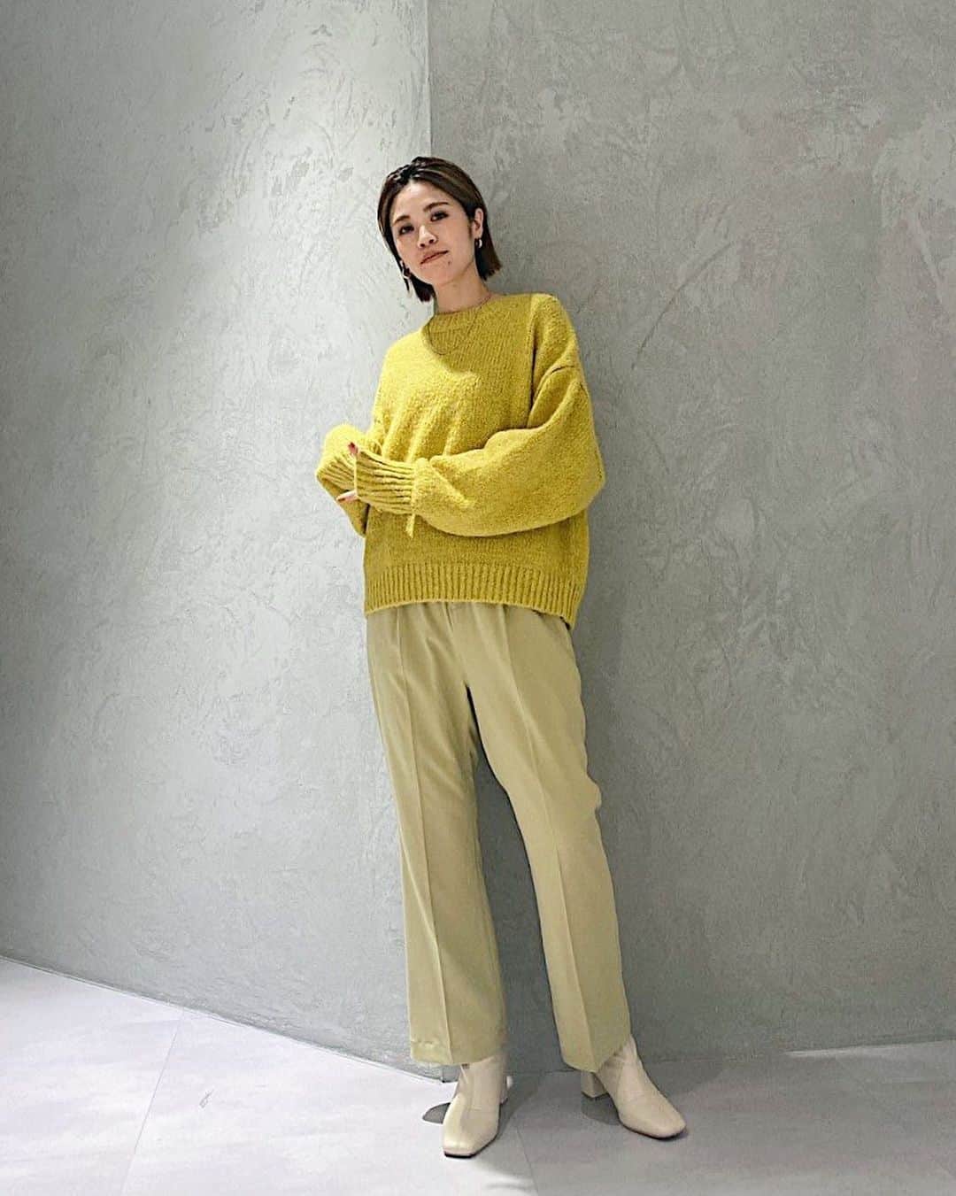 Ungrid staff snapさんのインスタグラム写真 - (Ungrid staff snapInstagram)「. ''ルミネ池袋店 CHISATO (@chi2st ) 160cm'' . 本日11/24(火)ZOZOTOWNにて ¥2,000OFFクーポン発行中🚩 対象ニットはさらに5％OFF❗️ . #カラーモヘア混クルーネックニット イエロー ¥7,700(tax in)→¥5,315(tax in)❕ . #センタープレスフレアパンツ グリーン ¥9,900(tax in)→¥7,900(tax in)❕ . 下記 アカウントTOPページリンクより 各サイトをご覧下さい🔗 . RUNWAY channel▶︎ @ungrid_official ZOZOTOWN▶︎ @ungrid_staffsnap . アイテム詳細はタグをチェック🏷 . #ungrid #ungrid_staffsnap #casual #code #styling #staff #fall #new #ungriddenim #カジュアル #スタッフ #コーデ #スタイリング #秋 #秋コーデ #冬 #冬コーデ #カラーニット #モヘアニット #フレアパンツ #カラーパンツ」11月24日 19時52分 - ungrid_staffsnap