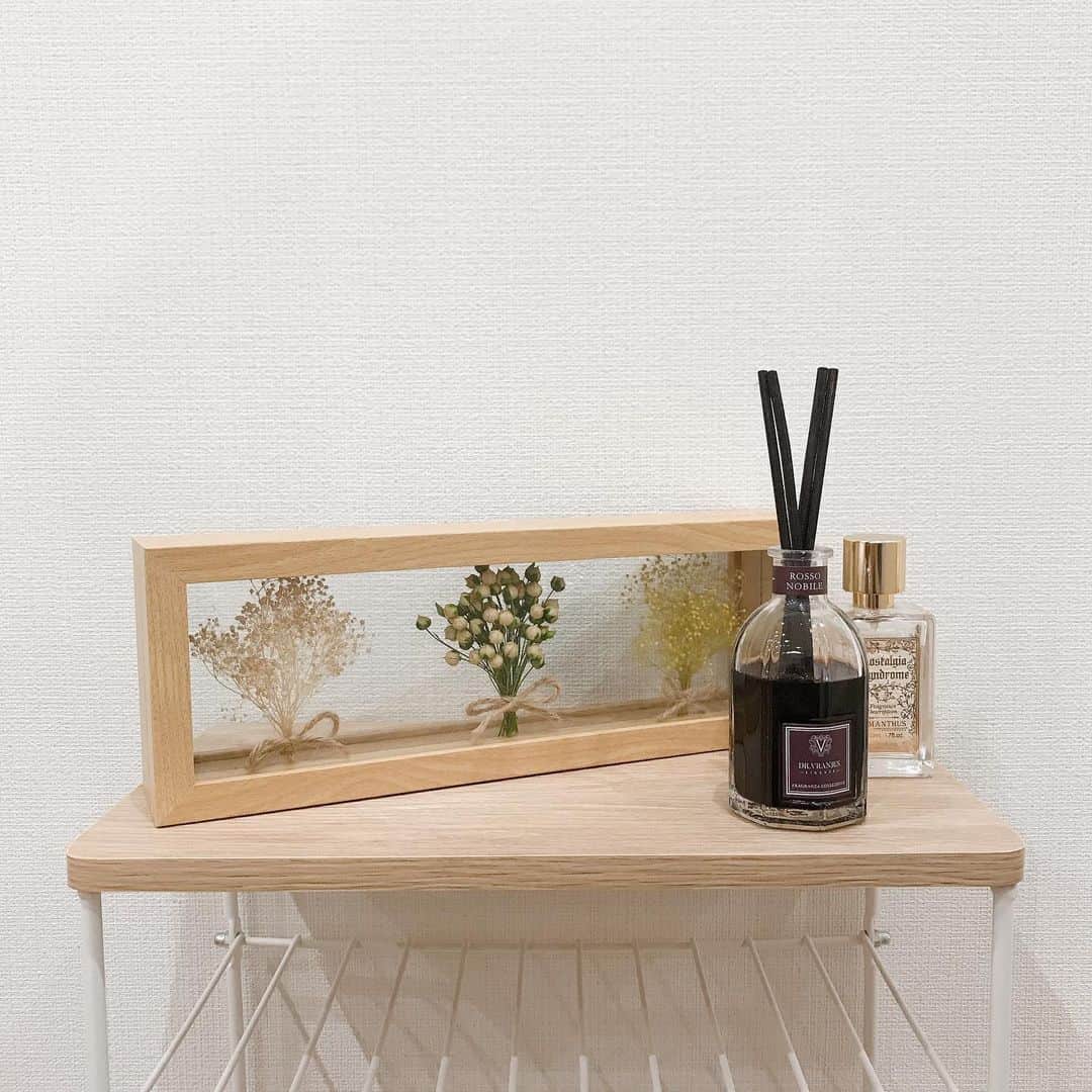 なかやまちえこのインスタグラム：「とっても素敵なお花をいただきました💐シェアネイルサロンのレンタルまでしてくださりありがとうございます☺️🙏  施術されていたネイルがとっても可愛くてお写真撮らせていただきました😳✨ ⠀ 久々にお話しできて楽しかったです✨ @ykr1012 さんありがとうございました☺️🙏🙏✨⠀ ⠀ #nail #nails #nailart #ネイル #美甲 #ネイルアート  #japanesenailart #manucure #japanesenails #manicurist #gelnails #أظافر #네일아트 #미용 #vẽmóng #ngườiđẹp  #ジェルネイルデザイン #ネイルデザイン #senikuku #nagelkunst #ネイルサロン #シェアサロン #シェアネイルサロン #nailsalon #代官山 #ネイル #ジェルネイル #シェアサロン東京 @aby_sharenail  ⠀」