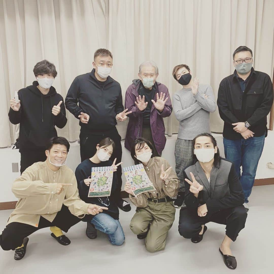 福士誠治さんのインスタグラム写真 - (福士誠治Instagram)「とうとう舞台おっかちゃん劇場の稽古が始まりましたぁー 約一か月素敵な作品になる様に頑張ってまいります！  皆んなよろしくぅーー  #福士誠治 #田中麗奈 #若月佑美 #駿河太郎 #おおたけこういち #清水優 #向野章太郎 #いのさわようじ #金沢知樹 #渡辺哲 #おっかちゃん劇場 #演劇 #本多劇場 #舞台」11月24日 20時26分 - seiji_fukushi