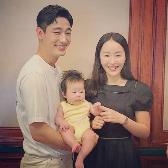 ユン・バクのインスタグラム：「- #tvN #산후조리원 #birthcarecenter 마지막방송 시작!」