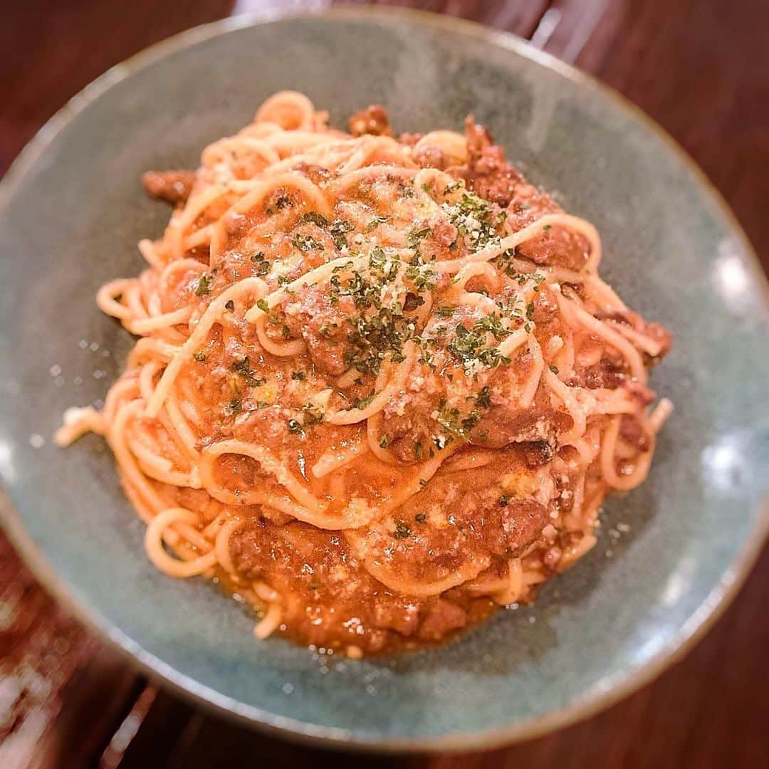 緒方咲さんのインスタグラム写真 - (緒方咲Instagram)「幸せdinner🤤🍖💖 . 浅草橋にあるボンマルシェボンテさん (@bonte_asakusabashi )でディナーしてきました😋🥂 . どれも全部美味しくて、 お腹いっぱい食べてもついつい手が出てしまう🤭❤️ . お野菜にこだわっていたり、 化学調味料を一切不使用で調理してるらしくて 素材の良さを感じる美味しい料理ばかりでした😳🥗✨ . デザートもめちゃくちゃ美味しくてぺろり🤤🍰 . コスパも最高で、絶対また行きたい❤️ご馳走様でした🙏💕 気になった方はぜひ足を運んでみてね🤗 . #ボンマルシェボンテ #ボンテ #浅草橋 #浅草橋グルメ #浅草橋カフェ #ディナー #dinner #野菜 #小林農園 #化学調味料不使用 #無添加 #身体に優しい #イタリアン #イタリアン料理 #sweet #food #love #happy #yum #yummy #foodpics #instafood #photo #instagood #instapic」11月24日 21時11分 - chaaansaki