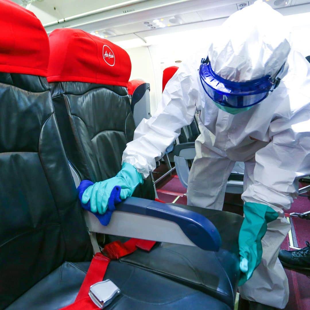 エアアジアのインスタグラム：「#Flysafe with airasia: AirAsia has been awarded the top seven stars for every airline in the Group for COVID-19 health ratings from the aviation safety experts at Airlineratings.com, following the implementation of numerous industry innovations over recent times to make flying more seamless, hygienic and contactless than ever before.   Thank you for your continuous patronage. Rest assured that we will continue to give our best to uphold and improve this rating.   See you soon onboard! ✈️❤️」