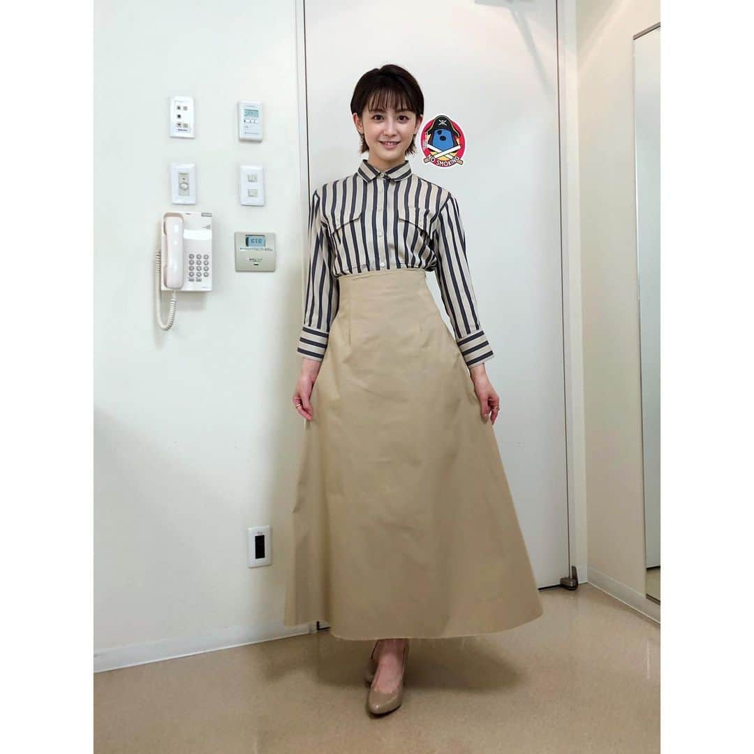 宮司愛海さんのインスタグラム写真 - (宮司愛海Instagram)「今夜も#潜在能力テスト をご覧いただきありがとうございました。 映りませんでしたが、スカートは後ろが編み上げになっているかわいいデザインでした👗  今日は夜が冷えますね... どうぞあたたかくしてお過ごしください。  #衣装 #コーディネート #ピアス」11月24日 21時53分 - manami_miyaji