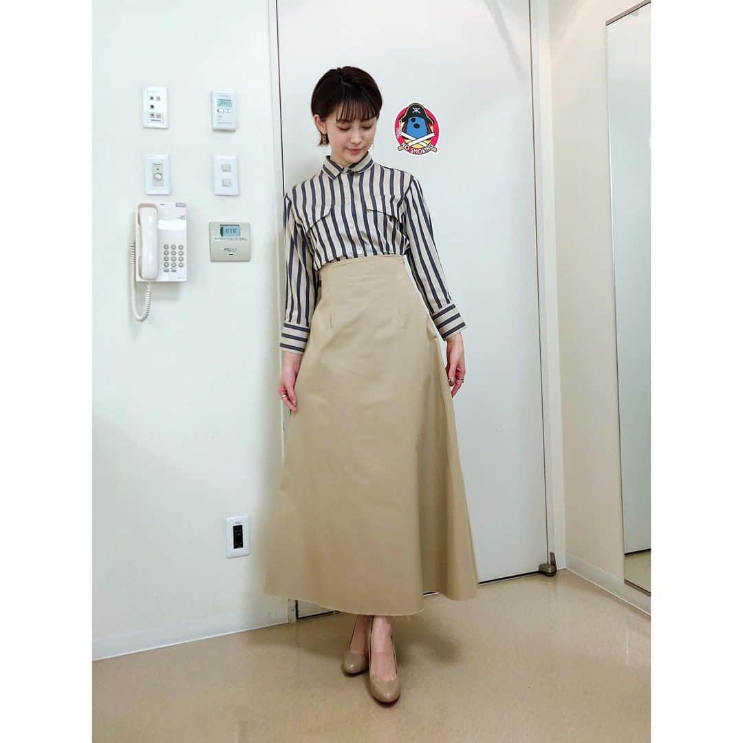 宮司愛海さんのインスタグラム写真 - (宮司愛海Instagram)「今夜も#潜在能力テスト をご覧いただきありがとうございました。 映りませんでしたが、スカートは後ろが編み上げになっているかわいいデザインでした👗  今日は夜が冷えますね... どうぞあたたかくしてお過ごしください。  #衣装 #コーディネート #ピアス」11月24日 21時53分 - manami_miyaji