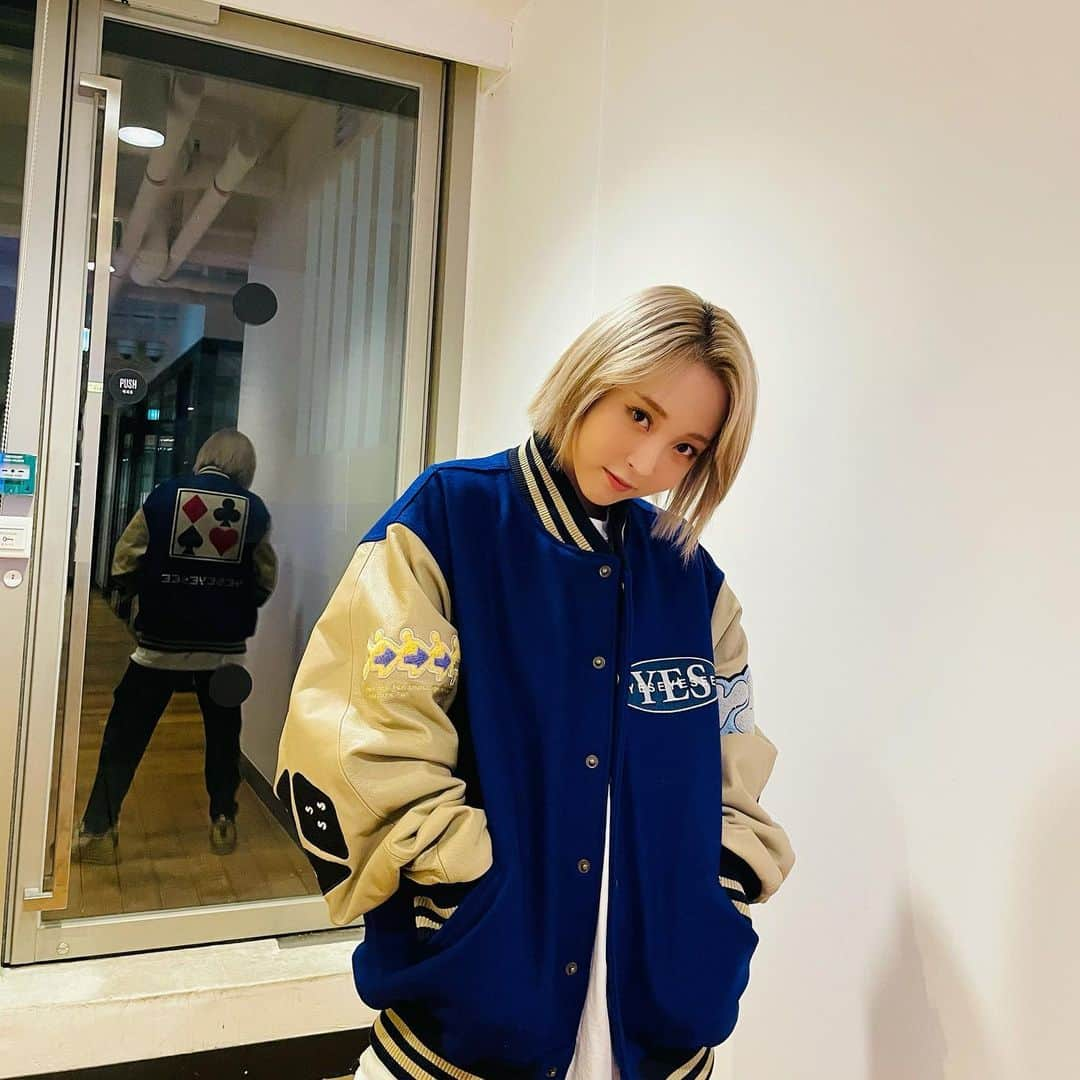 ムンビョルさんのインスタグラム写真 - (ムンビョルInstagram)「❤️ ⠀ ⠀ ⠀ ⠀ ⠀ #byul2closet」11月24日 21時56分 - mo_onbyul