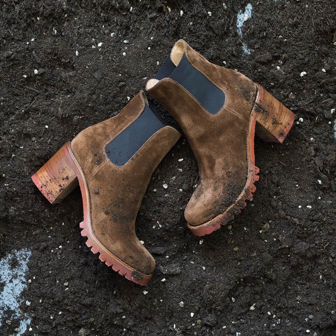 アルベルトファッシャーニのインスタグラム：「New Arrivals Online ...Subscribe our newsletter to don't miss news and special promos 🔥⁠ ⁠ AMINA 58032 - #taptoshop⁠ ⁠ #albertofasciani #wintercollection #contemporary #classy #fw2021」