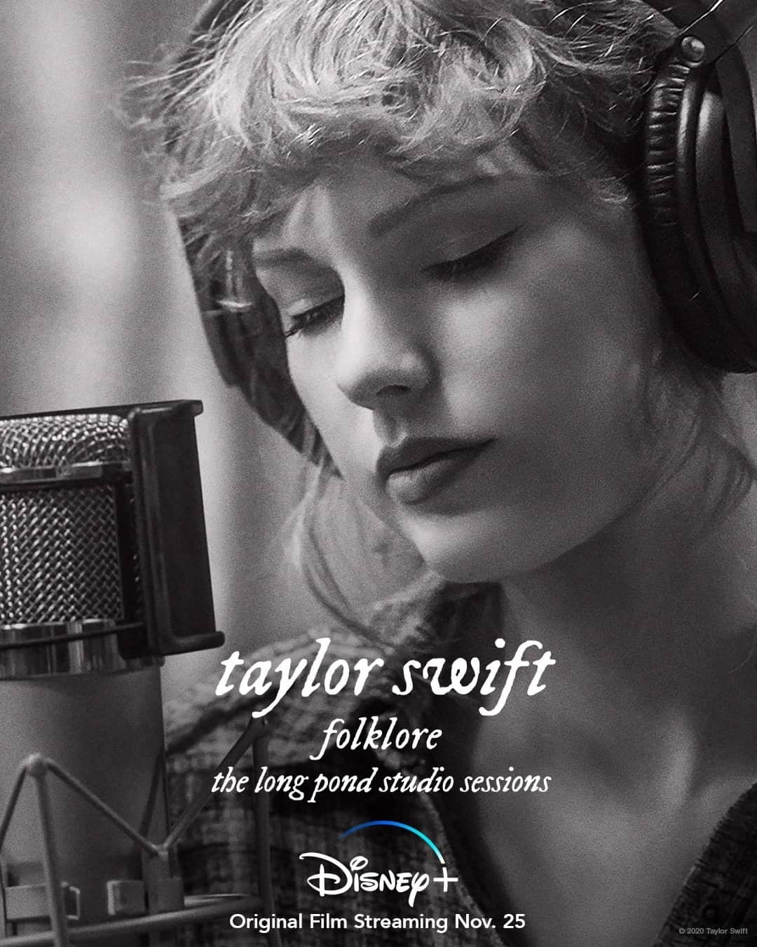 Disneyさんのインスタグラム写真 - (DisneyInstagram)「Tomorrow, you’re invited to an intimate concert of the record-breaking album from @TaylorSwift. folklore: the long pond studio sessions, an Original Film, is streaming November 25 exclusively on #DisneyPlus. #folkloreOnDisneyPlus」11月24日 22時34分 - disney