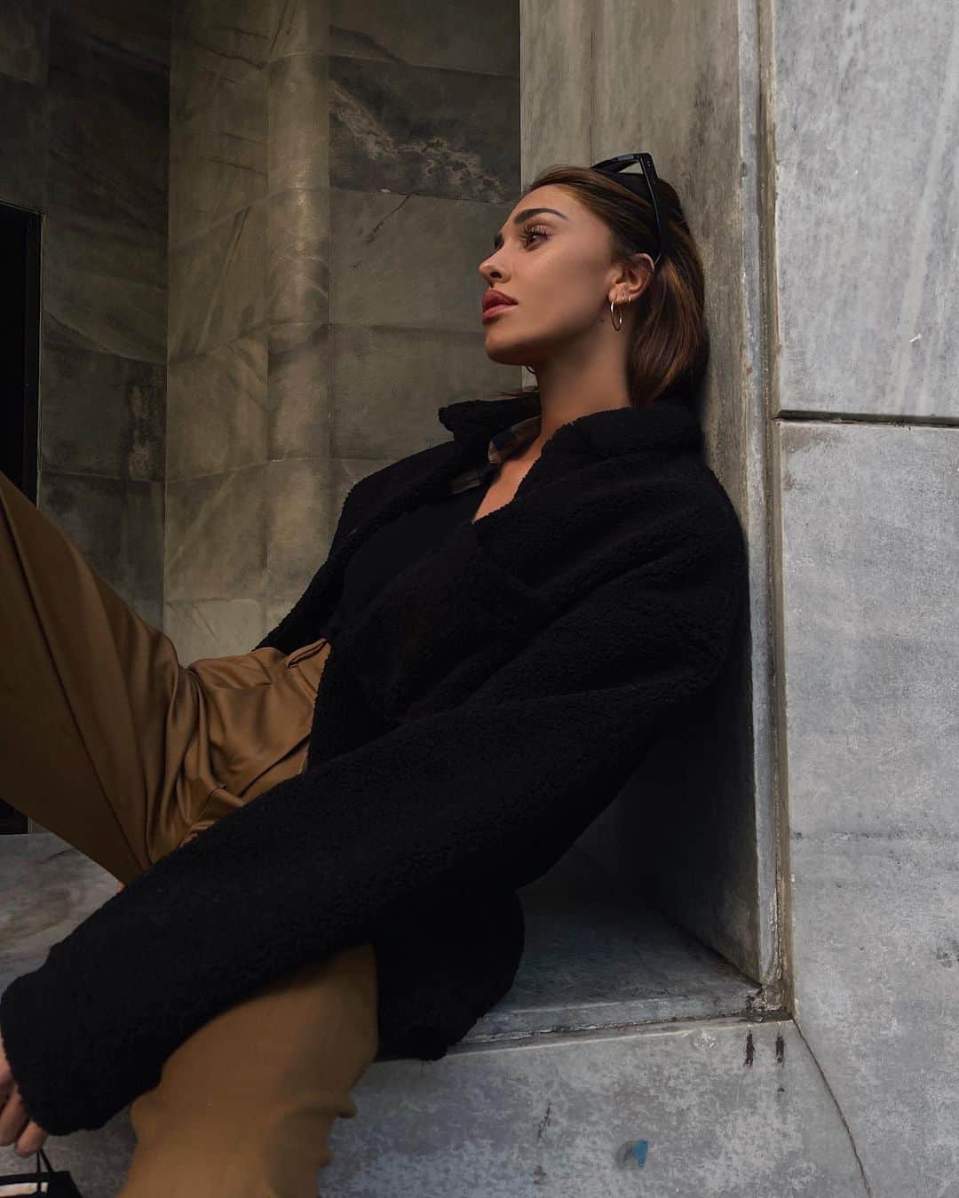 ベレン・ロドリゲスのインスタグラム：「Descubriéndome #streetstyle #giulietamoderna」