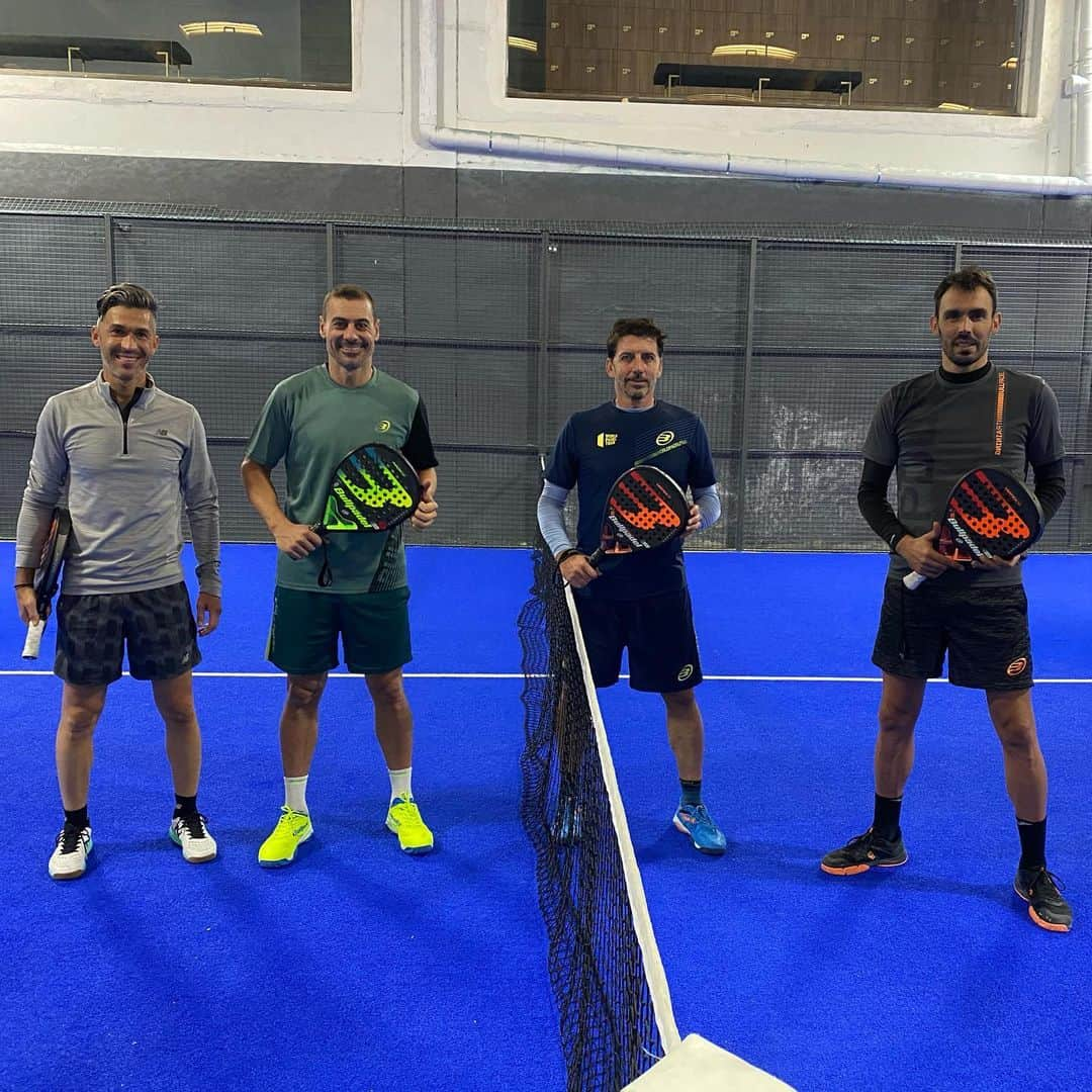 ジョルディ・コディーナのインスタグラム：「Buen partido de padel esta mañana... con @luchogarcia14 @dani_garcia_lara y @javi.guerrero10」