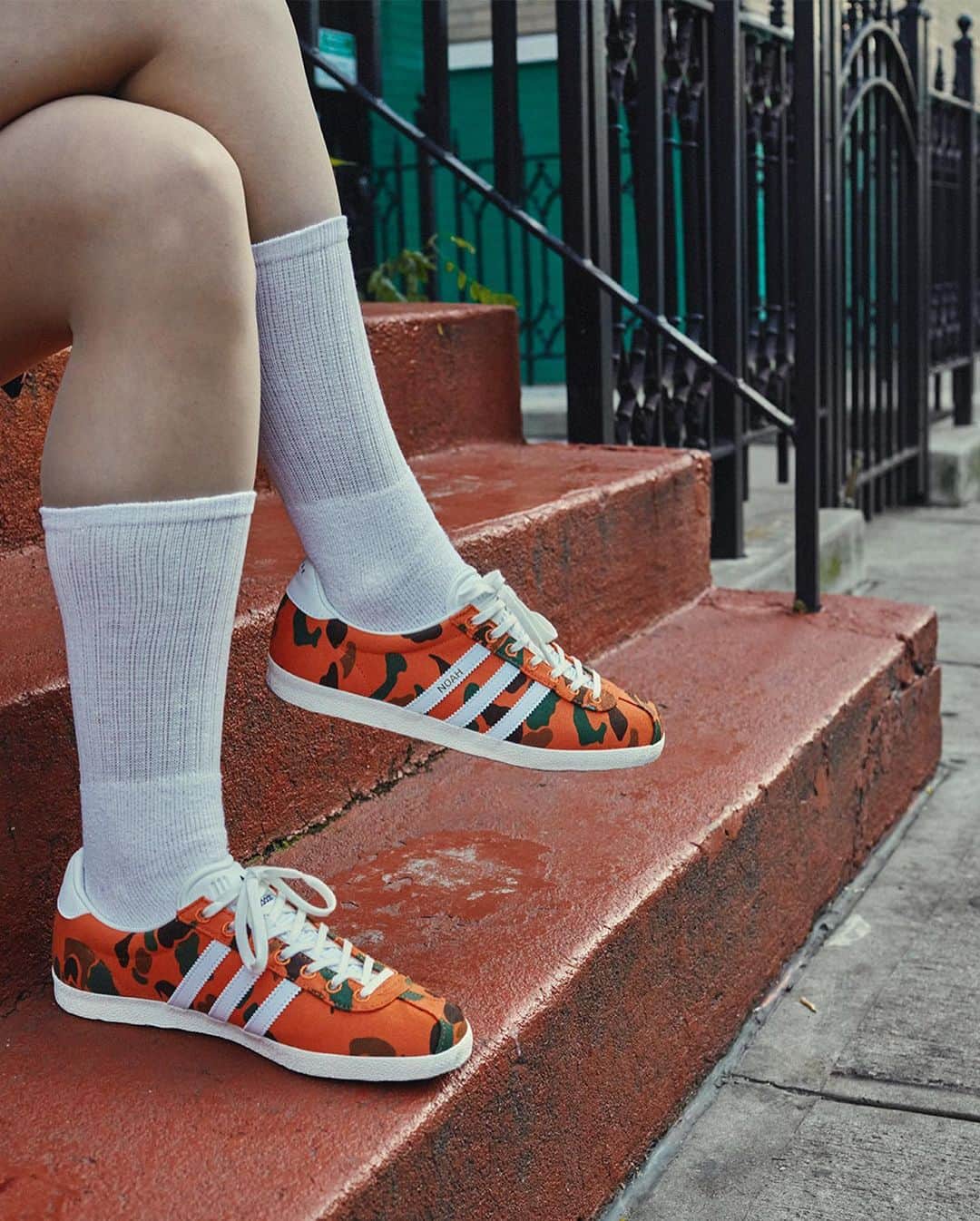 adidas Originalsさんのインスタグラム写真 - (adidas OriginalsInstagram)「With a slimmed-down version of the Gazelle, our latest @noahclothing collab pays homage to the distinct aesthetic popular in New York City in the late 80s and early 90s.  Bringing the city’s inspiration to life, this unorthodox take on the Gazelle comes in two bold executions: one has a canvas upper with multicolor camo print, the other has faux-pony hair with cheetah layers.  Dropping December 3rd, both styles will be available on adidas.com/noah, in selected regions, and in the US via the Confirmed app.​」11月24日 23時12分 - adidasoriginals