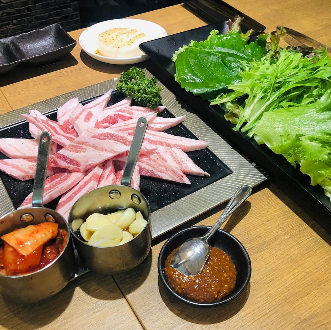 金田久美子のインスタグラム：「サムギョプサル〜！美味しかったー！ #青葉台肉道楽 #韓国料理  #走ったら食べる」