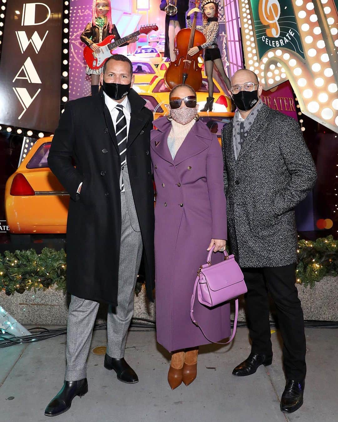 Saks Fifth Avenueのインスタグラム：「About Last Night: See @arod, our Saks President @marc_metrick and more celebrate our #SaksHoliday virtual window unveiling.」