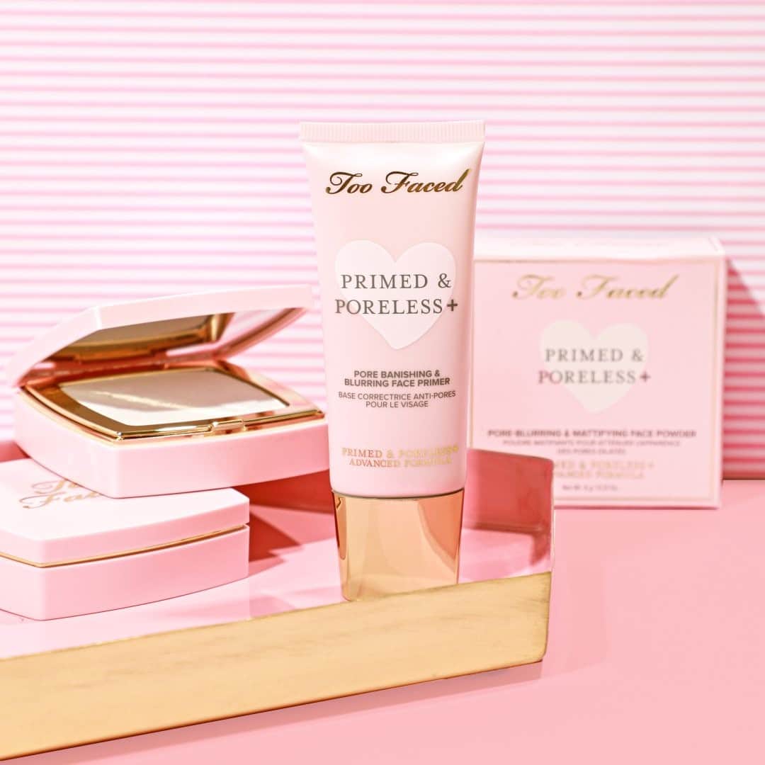 Too Facedのインスタグラム：「Pores don't stand a chance with this duo 💕 Pair our Primed & Poreless Primer and Face Powder for skin so smooth, it's unreal! ✨ Available @sephoracanada. #tfprimedandporeless #toofaced」
