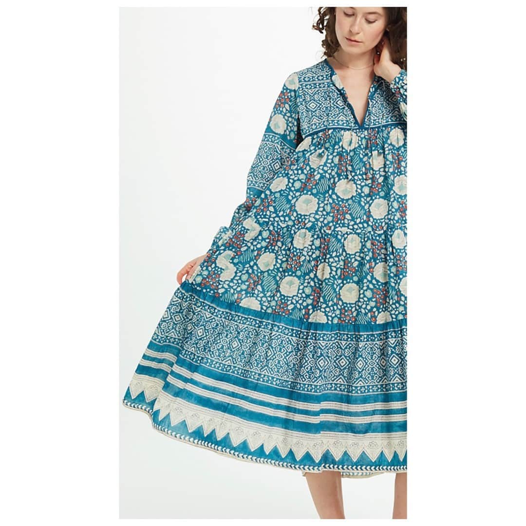 マッタのインスタグラム：「It's all about comfort and beauty for this holiday season. ⁠ ...seen here our Yamini Booj Dress in Teal now available. Shop our Lotus Collection online and at our Sag Harbor location.⁠ ~ link in bio for more ~」