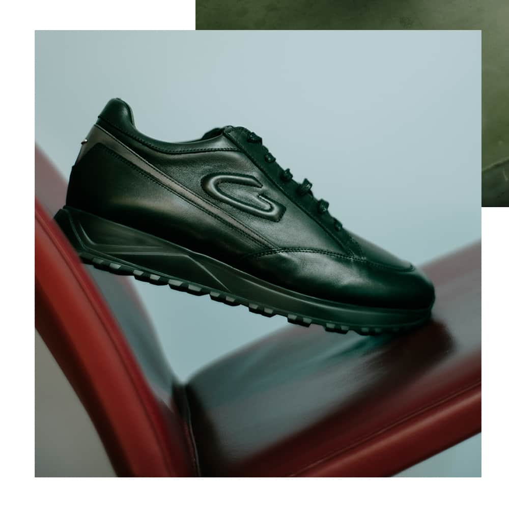 アルベルトガルディアーニのインスタグラム：「Balance your style. #Guardiani #MenShoes」