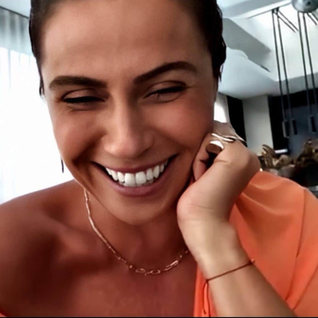 Giovanna Antonelliのインスタグラム：「'Entrega, confia, aceita, agradece.'」