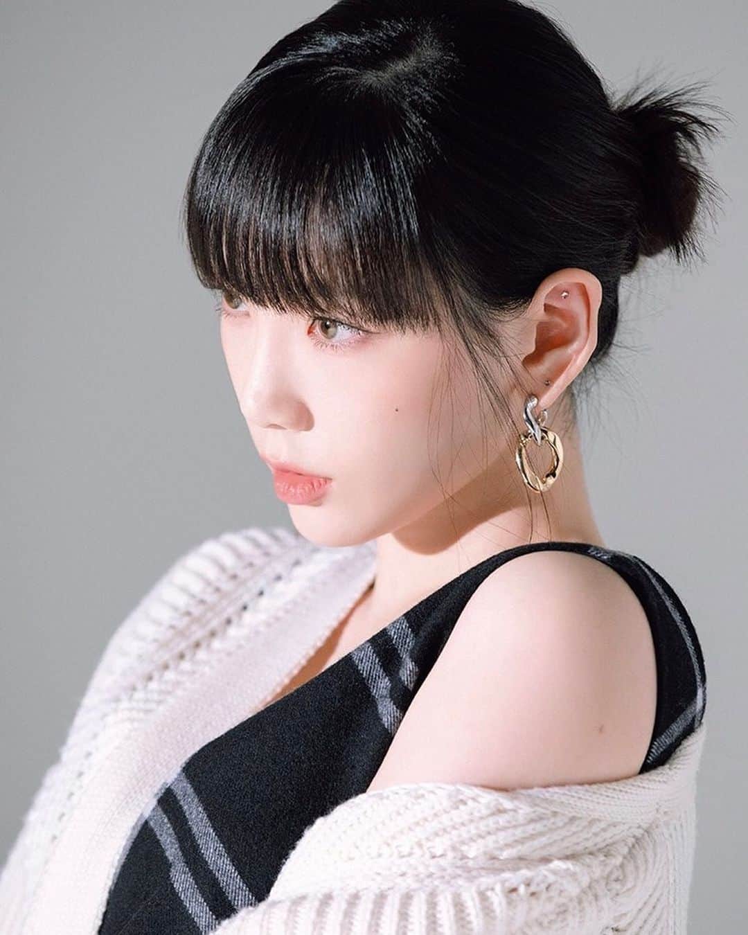 TAEYEONさんのインスタグラム写真 - (TAEYEONInstagram)「@taeyeon_ss She is drop-dead gorgeous! 😳🤯  Taeyeon for anan Japanese Magazine's Issue No. 2227 Scan 📰📸 Cr: DJ熬夜   #Taeyeon #태연 #tysone #zero #제로  #taetae #taengoo #taengu #탱구TV  #GG4EVA #GirlsGeneration #snsd #gg #sone #soshi #ohgg #소녀시대 #GG4EVA」11月25日 1時25分 - taeyeondaisy