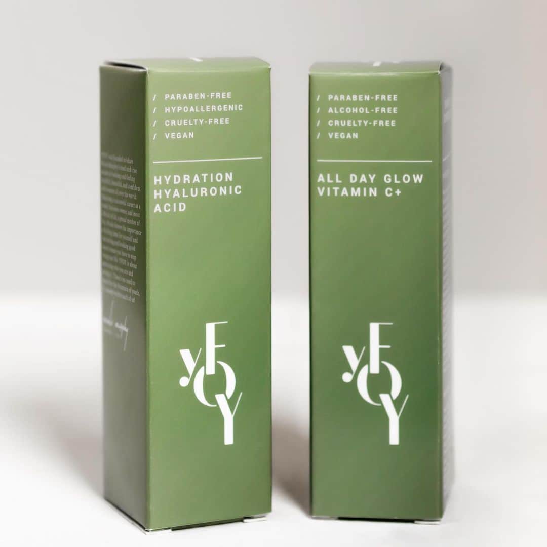 ニコール・ミッチェル・マーフィーのインスタグラム：「These are the products you’ve been waiting for!! YFOY vitamin C and Hyaluronic Acid serum are now available at www.yfoyco.com. Link in Bio Follow @yfoyshop  #yfoy #skincare #everydayconfidence」
