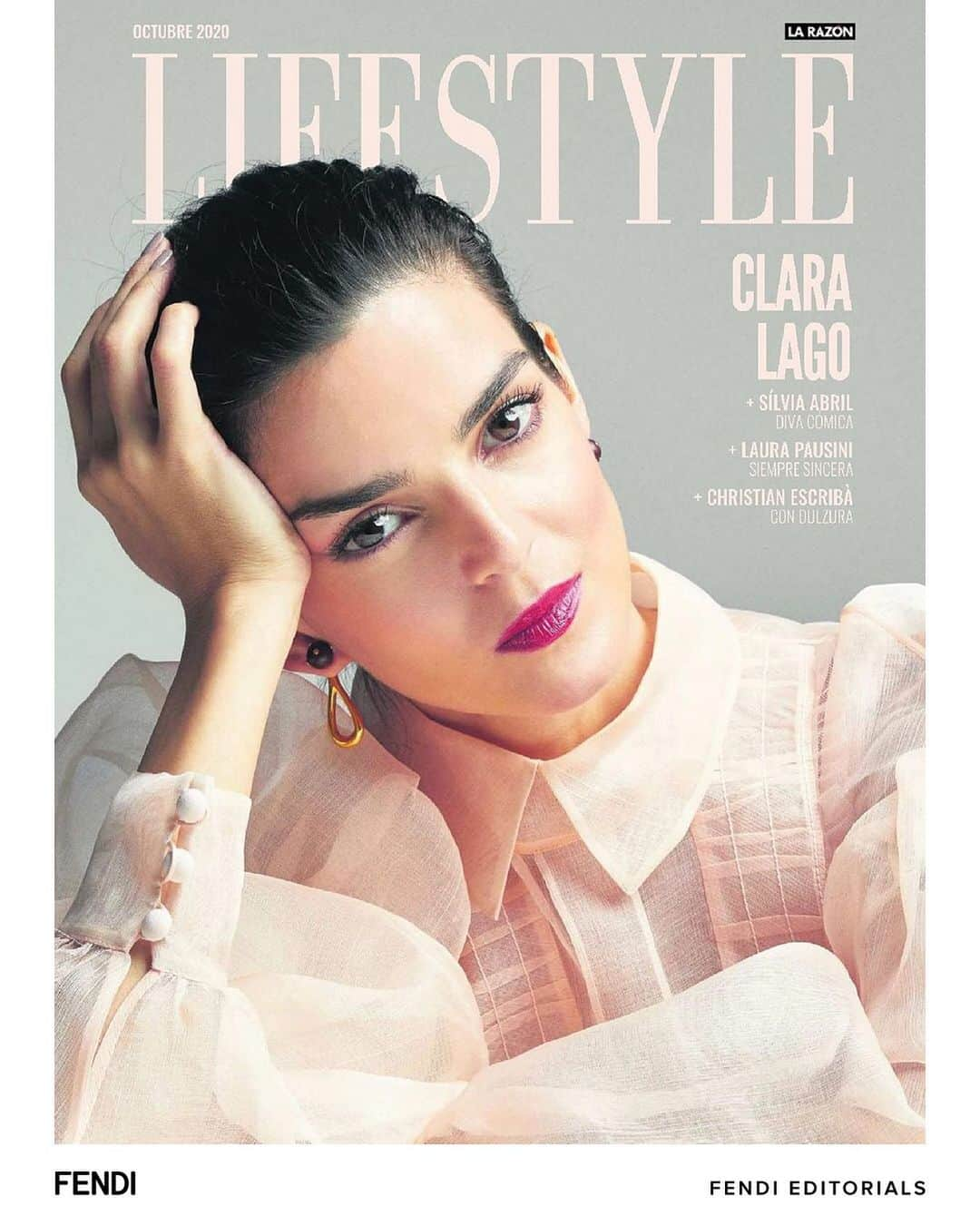 Fendiさんのインスタグラム写真 - (FendiInstagram)「@claralago1 looks radiant in the #FendiFW20 pastel palette on the cover of the Lifestyle SP magazine. #FendiEditorials   Photographer: @juanjomolinaphotographer Stylist: @capelliercapellier Make up and Hairdresser: @paulasoroa」11月25日 1時35分 - fendi