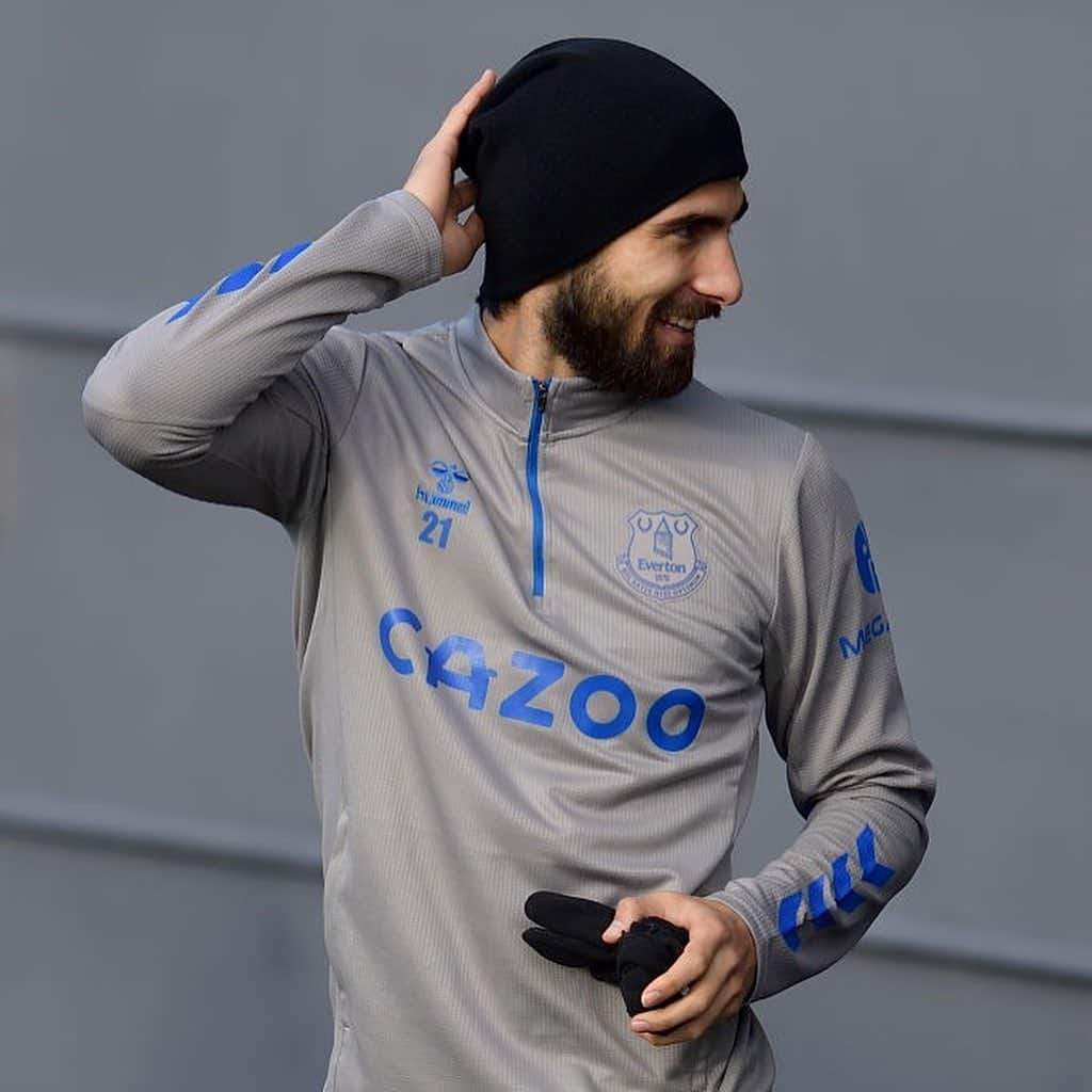 アンドレ・ゴメスさんのインスタグラム写真 - (アンドレ・ゴメスInstagram)「New week, new challenges 👊 @everton」11月25日 2時02分 - aftgomes21