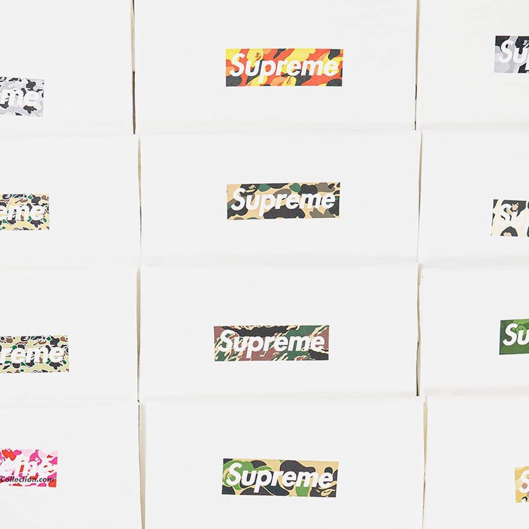 HYPEBEASTさんのインスタグラム写真 - (HYPEBEASTInstagram)「@hypebeaststyle: @christiesinc is set to hold an auction for what is believed to be a collection of every @supremenewyork Box-Logo T-shirt ever produced since the brand's inception in 1994. What seems like an impossible feat, was accomplished by 21-year-old @bybogart who's been an avid collector of the skate label since 2014. According to James Bogart, the most valuable tee amassed, is the WTAPS Box Logo T-shirt from 1999, rumored to be only 30 in existence and being NEIGHBORHOOD blanks which were never released to the public and recently sold for over $35,000 USD. Expected to sell for upwards of $2 million USD, lots from Christie’s “The Behind the Box: 1994-2000” auction, is set to go on exhibition and private sale starting December 1.⁠⠀ Photo: Christie’s」11月25日 2時03分 - hypebeast