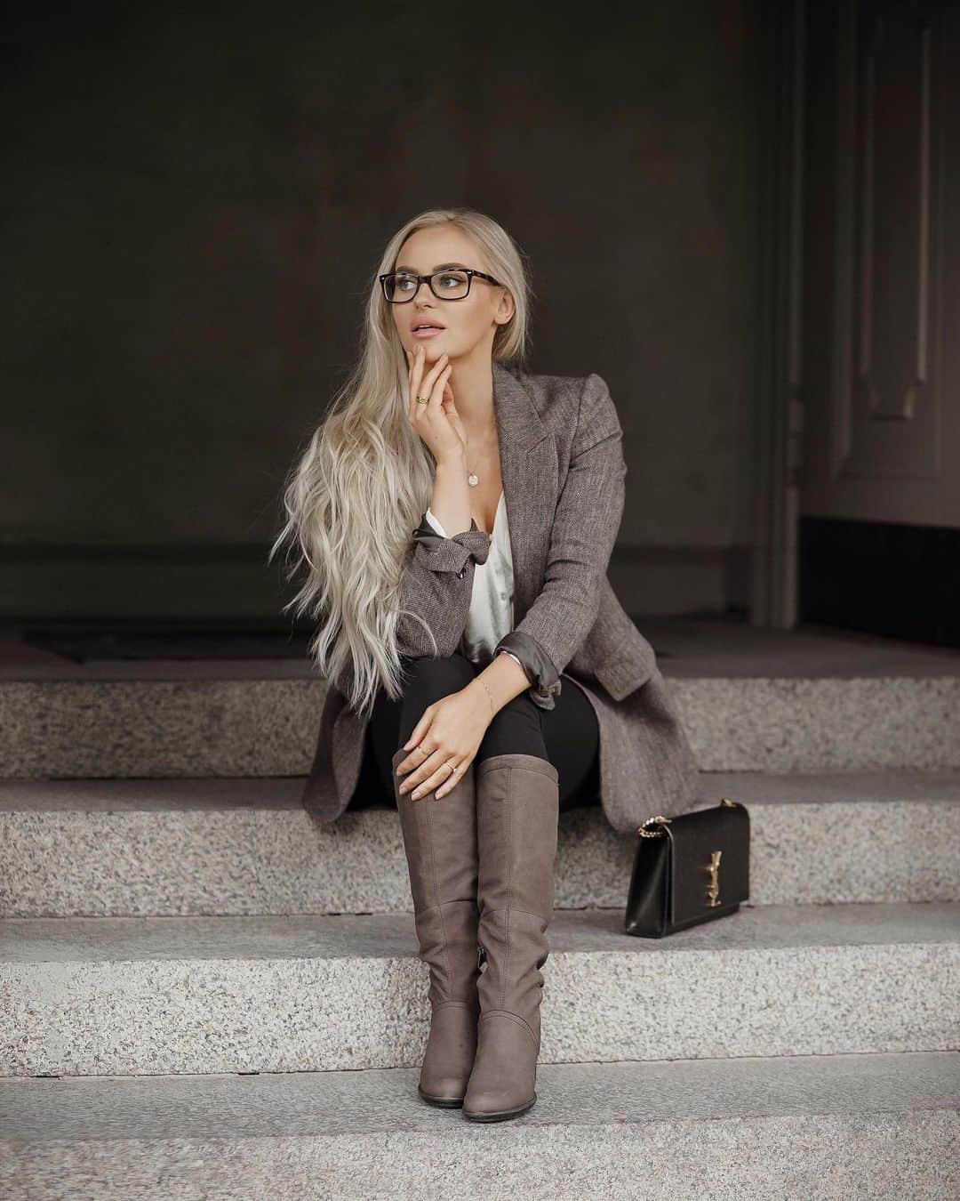Anna Nyströmのインスタグラム：「Have a lovely weekend 🤎」