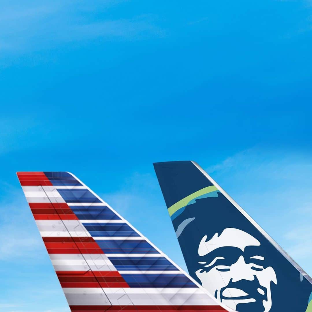 アメリカン航空のインスタグラム：「Here's something to look forward to in 2021: More #AAdvantage benefits are en route, whether you're flying with us or our friends on the West Coast, @AlaskaAir. Link to newsroom in bio.」