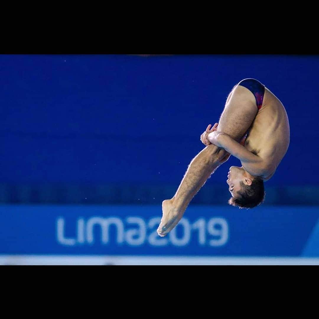 イヴァン・ガルシアのインスタグラム：「"B" de #vierneschingón 😂.. Un gran recuerdo de Lo juegos Panamericanos Lima 2019 🇲🇽💪🏻🔥」