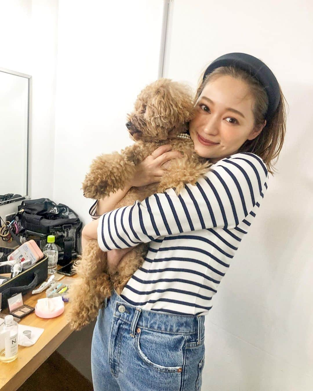 chayさんのインスタグラム写真 - (chayInstagram)「🐶❤️ みやもっちゃんが可愛がってくれて小次郎デレデレでした🤤  #小次郎 #こじこじ #toypoodle #poodle #トイプードル #プードル #cancam」11月20日 21時33分 - chay1023_official