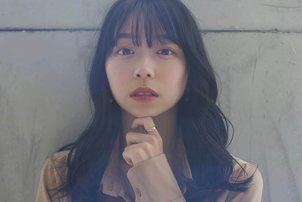 のインスタグラム：「リハーサル終わりました✨ 残りのリハは、明日のみ。  時間が経つのが早すぎて、実感が湧いてるのか、沸いてないのかも、分かりません😰  日付が変わったら、明日が本番になってしまう… 最後までやり切ろう！💪🏼  インスタライブと配信、30分ずつやる予定だったのですが、15分ずつに変更します🙇‍♀️ 明日の、本番前ラスト配信はもっと時間取れます🥰  最近アップ投稿多くてすみません💦 —————————————————————————﻿ ミスコン本番まで【2日】😳﻿ 【𝟙𝟙/𝟚𝟚(日)𝟙𝟜:𝟛𝟘 〜 𝟙𝟞:𝟛𝟘 ミス成蹊コンテスト公式YouTubeにて生配信❣️】 \審査基準に大きく関わる当日票あります🐢/﻿ ぜひ、ご覧ください✨﻿ ————————————————————————— #mery #mery女子 #rily_tokyo」