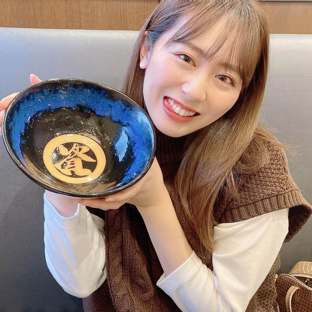 坂口理子さんのインスタグラム写真 - (坂口理子Instagram)「資さんうどん🍴😋 予防接種を受けた帰りに一緒に受けていた小田ちゃんとさやまると3人で🥰ぺろりと完食でした！ #資さんうどん #すけさんうどん #うどん #福岡名物 #福岡グルメ #あんかけうどん #ごぼてん  #ごちそうさまでした」11月20日 21時32分 - ricopi__hkt48