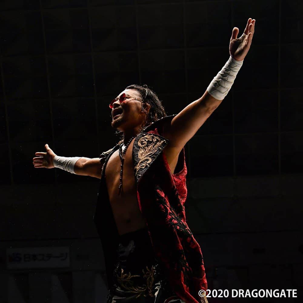 小林瑛太のインスタグラム：「Acércate a dios..  #DRAGONGATE #Prowrestling #Eita #Professional #DragongateNetwork #RED #Wrestler #Lucha #NumeroUno #Workout #NoMolestar #Japan #China #Mexico #UnitedKingdom #America #France #india #Istanbul #korea #Turkey #Russia #Indonesia #Italy #Brazil #Germany #Spain  #swag #instagood #photooftheday」