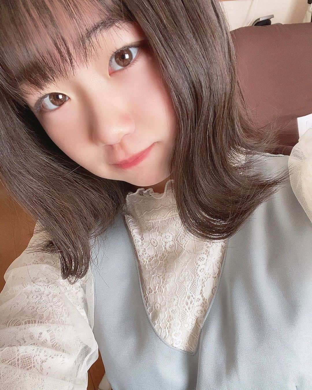 雪月心愛さんのインスタグラム写真 - (雪月心愛Instagram)「最近、ヘアアレンジするの好きなんだっ🥰  みんなの好きなヘアスタイルやってみたいから教えてちょ！！  #ヘアアレンジ #ちょんまげ　は #むりみぃあ　だぞ  #おやすみぃあ」11月20日 21時38分 - mia_crownpop