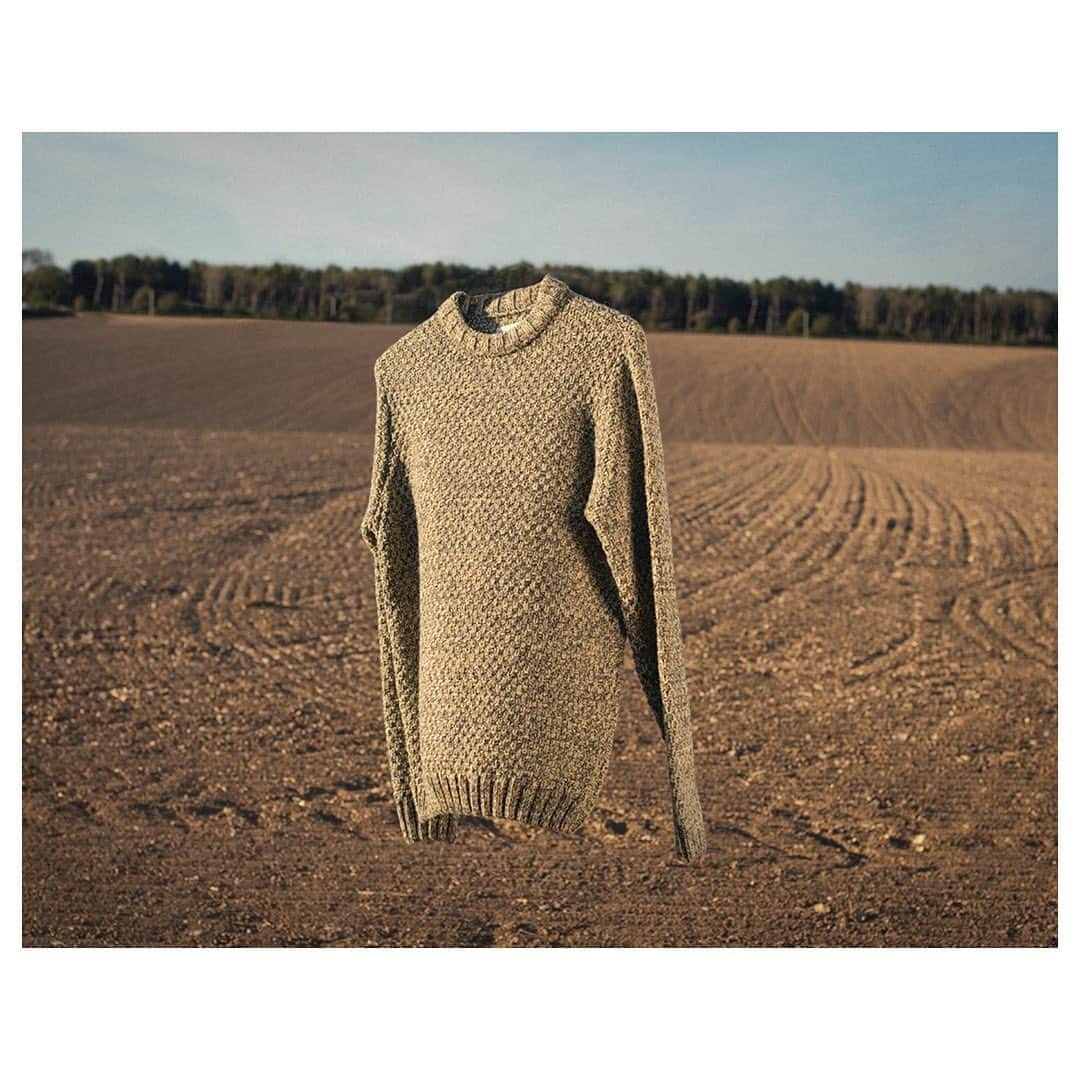 フォークさんのインスタグラム写真 - (フォークInstagram)「From our sustainable ALL GOOD collection, this mixed yarn Winter beauty. The colour? We re calling it Forest & Lemon.  #ethicalproduction #itsallgood #knitwear #aw20」11月20日 21時50分 - folkclothing