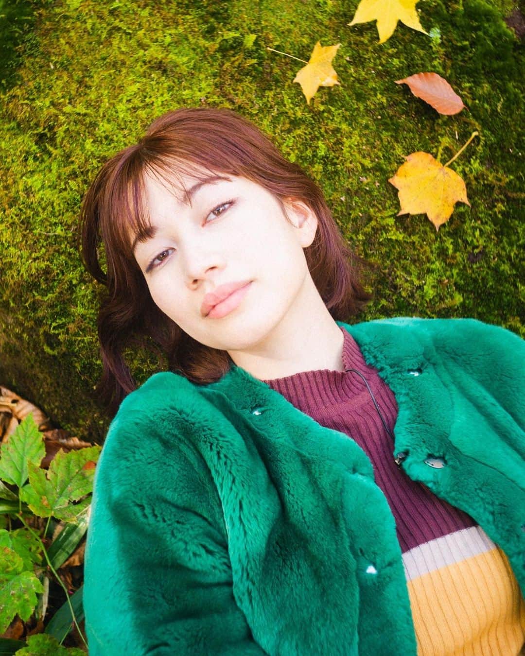 山本ソニアのインスタグラム：「本日公開‼️ @tabinobi_info 🎬  📸　@tdotme  @shapeoftomorrow ✈️  素敵な景色を1日で堪能🍁 2人の旅しているところを是非動画になってるのでチェックしてくださいね🙈  #群馬#谷川岳#紅葉 #旅行#旅行好き」
