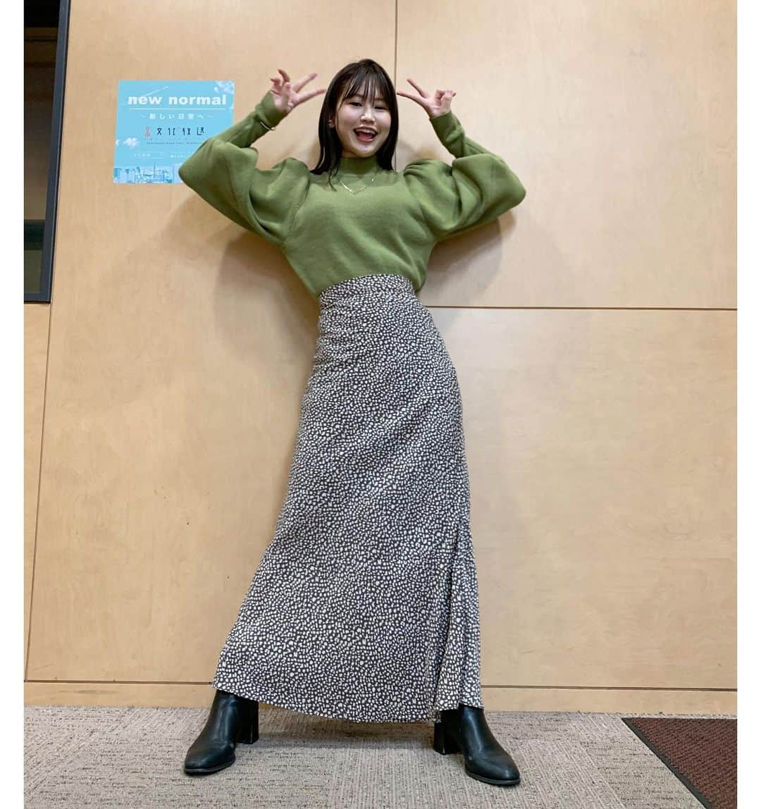 大関れいかさんのインスタグラム写真 - (大関れいかInstagram)「. この前の私服🙃 マネが地面にひっつきながら 撮ってくれたから、 背高く見える嬉しい。 #私服#マネ優しみの舞」11月20日 21時52分 - _reikaoozeki