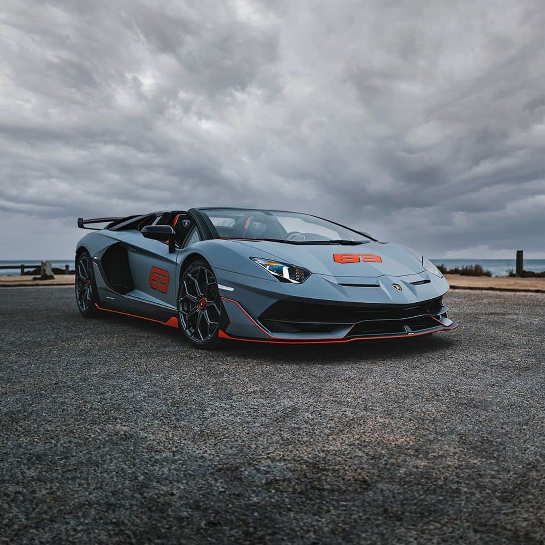 ランボルギーニのインスタグラム：「Two sides of a magic spell under the natural light. Aventador SVJ 63 Roadster shapes the emotions of the driving experience.  And makes it the finest way.   #Lamborghini #AventadorSVJ63Roadster #LightsOnLamborghini」