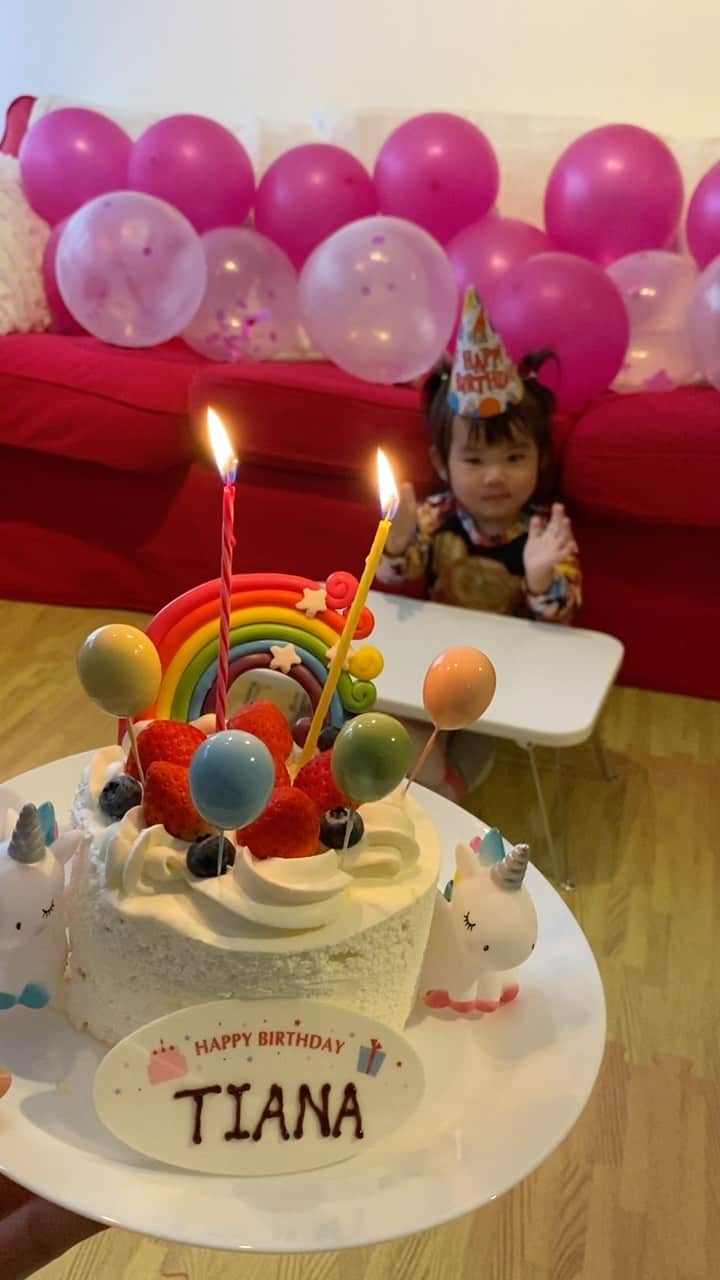 SONNYのインスタグラム：「Celebrating TIANAs 2nd Birthday💜」