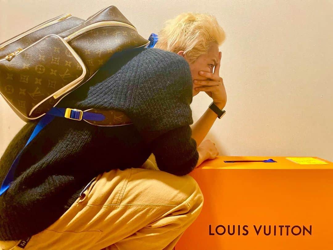 ソン・ミンホさんのインスタグラム写真 - (ソン・ミンホInstagram)「🔥🔥🔥#광고 #LouisVuittion」11月20日 22時32分 - realllllmino