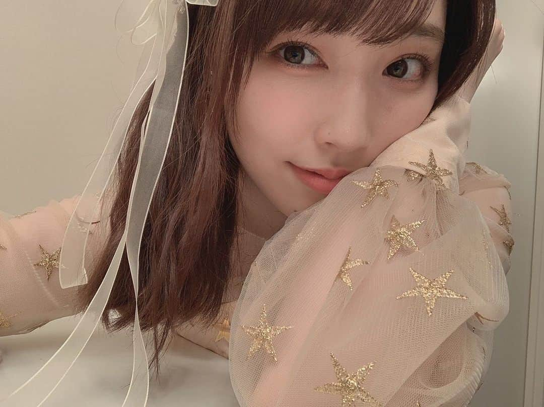 譜久村聖さんのインスタグラム写真 - (譜久村聖Instagram)「⭐⭐⭐  #星柄 #聖の好きなもの #morningmusume20 #モーニング娘20 #譜久村聖」11月20日 22時44分 - mizuki_fukumura.official