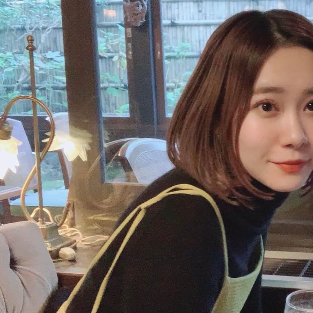 のインスタグラム：「最近食べ物ばっかになってたのでたまには🥲」