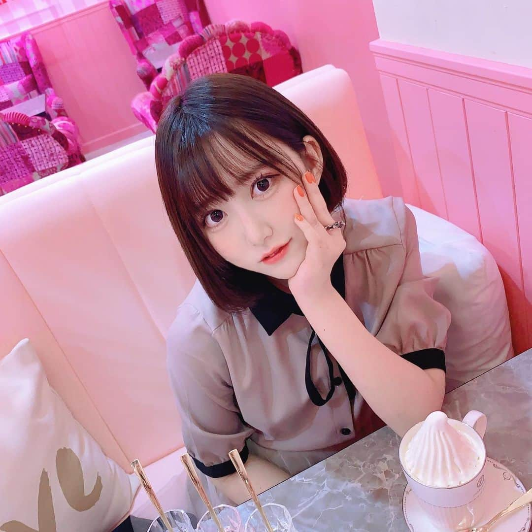 水野愛理さんのインスタグラム写真 - (水野愛理Instagram)「🥺🥺🥺🥺🥺🥺🍨🍨🍨🍨🍨🍨🍨🍨  #カフェ巡り#カフェ#アイスクリーム#アイス#リキュール#リキュールアイス #原宿カフェ#映えスイーツ #東京カフェ #スイーツ巡り #スイーツ好きな人と繋がりたい #映えスポット #映え」11月20日 22時50分 - mizunoairi_ske48