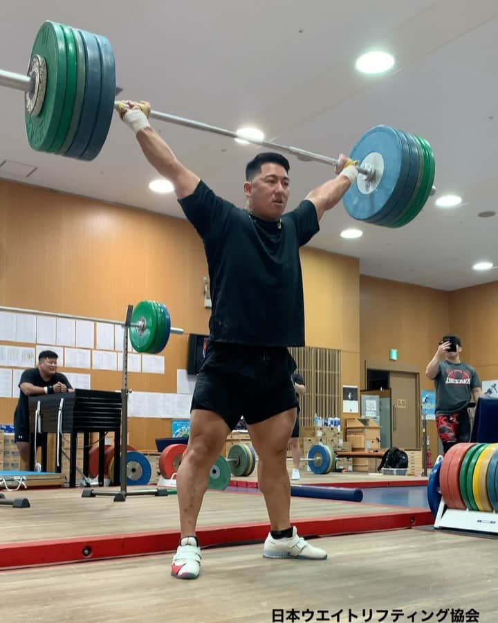 山本俊樹のインスタグラム：「- snatch  170 KG  雨ニモマケズ 風ニモマケズ 耐エテ勝ツ  #ウエイトリフティングやろうぜ  #耐えて勝つ #率先垂範 #FINELAB #CHRIO #CHERANDKER」