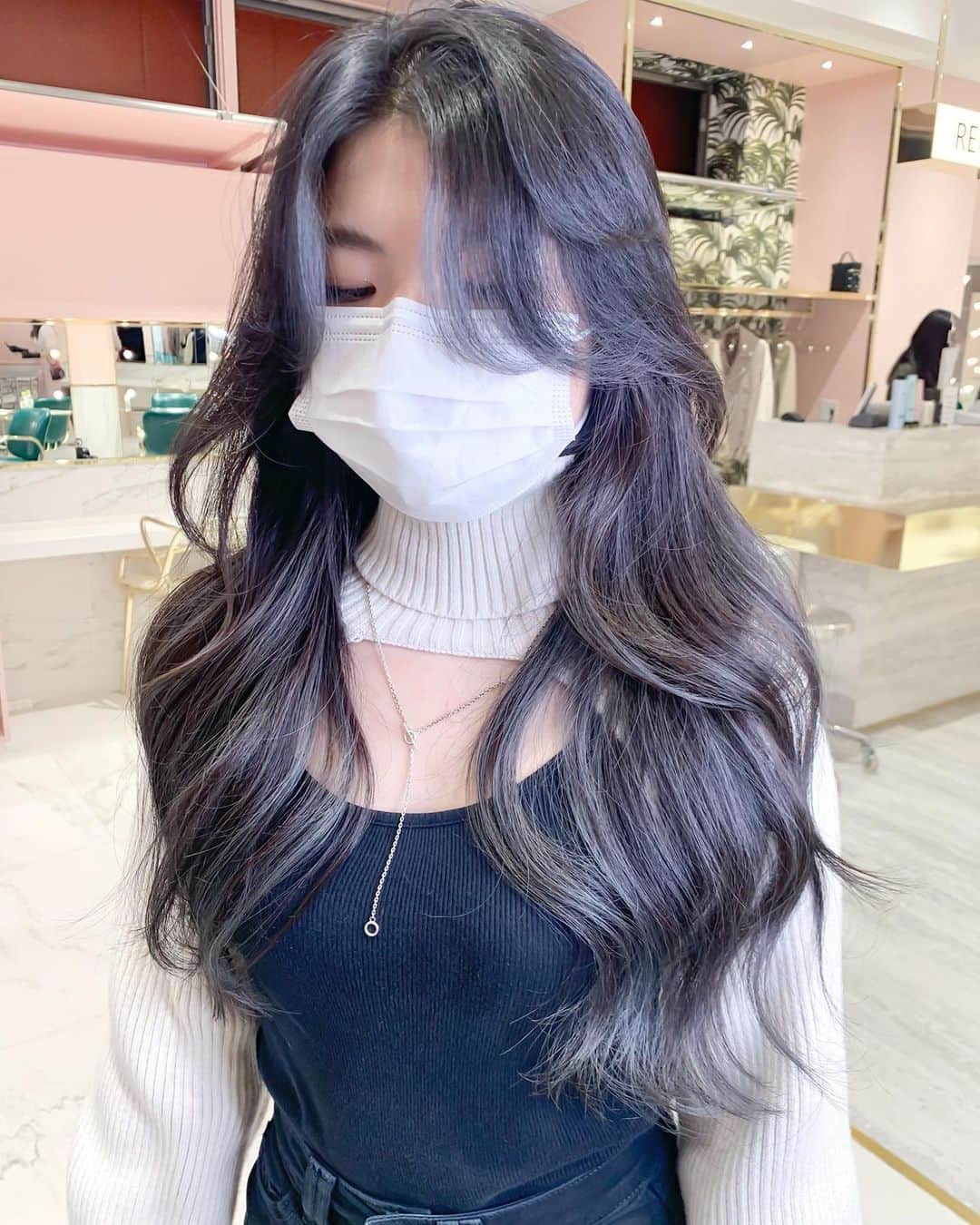 原涼香のインスタグラム：「色気は 𝒉𝒂𝒊𝒓 でつくる。 super long なお客様🤍 ㅤㅤㅤㅤㅤㅤㅤㅤㅤㅤㅤㅤㅤ」