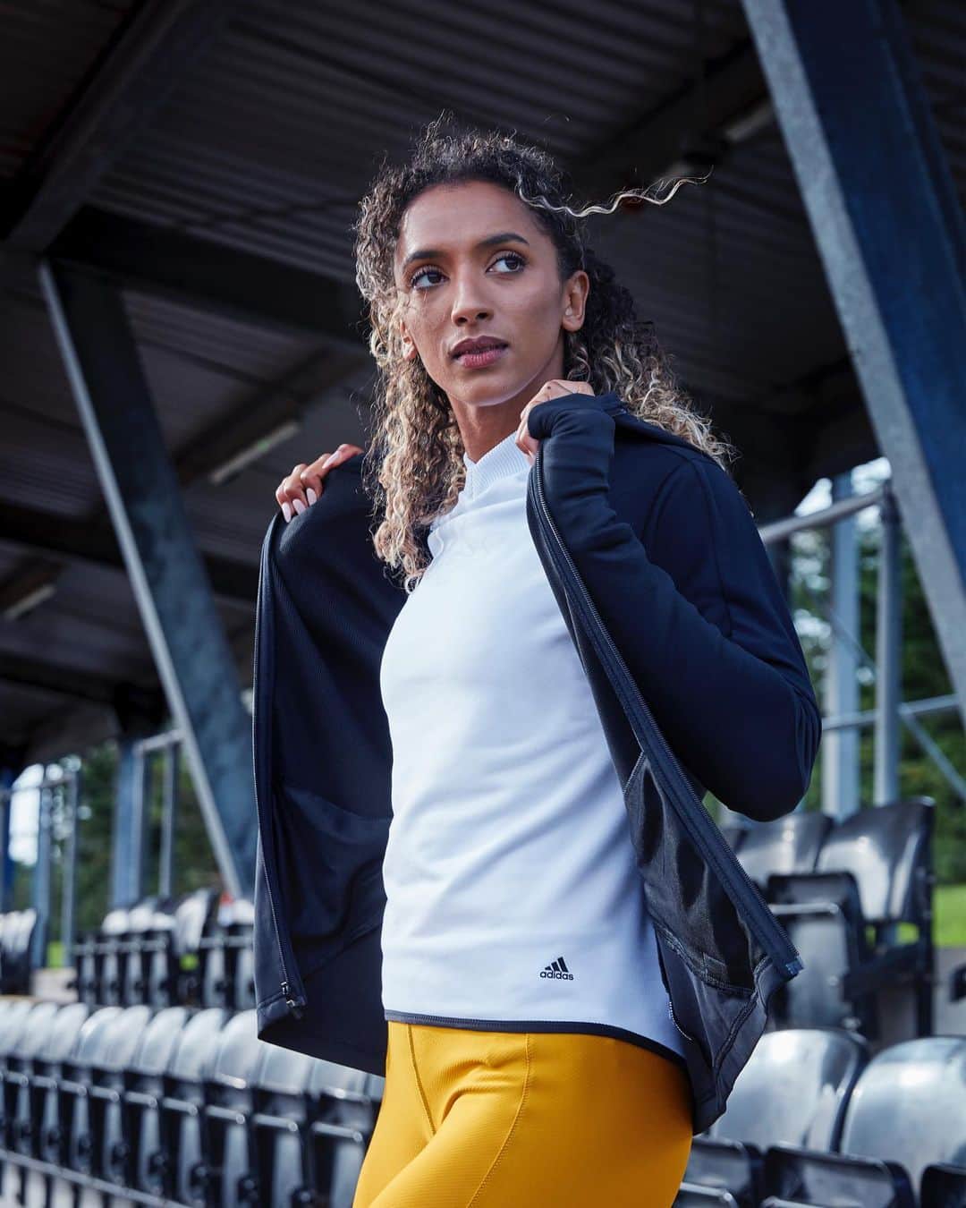adidas Runningのインスタグラム：「Stay on track this winter.  Layer up, lock in the heat, and perform at your peak. The COLD.RDY collection is specifically designed with a compression fit to hug your muscles and keep you feeling supported throughout your workout.   Shop the collection at a.did.as/COLDRDYLaviai  #ReadyForSport」