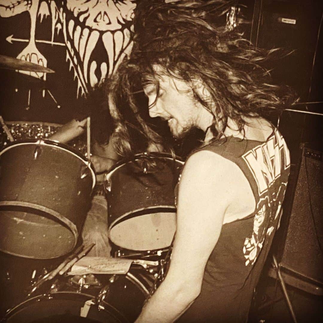 ロブ・ゾンビのインスタグラム：「Flashback Friday! Rocking in NYC back around 1986 at a joint down on the lower east side called The Love Club. #flashbackfriday #robzombie #whitezombie #newyorkcity」