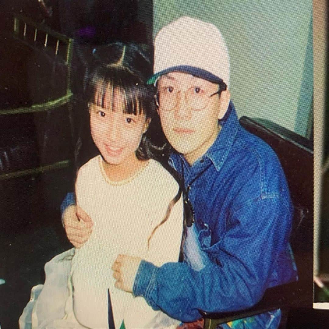 イ・イネのインスタグラム：「#초딩 때~~🤣🤣🤣 .. .. #부산 #고려대 #교우회 #특강 #준비 👩‍💻하다가 #오랜만에 #발견 ~~~ 👀 .. #반갑다 #사진 ㅋㅋ」