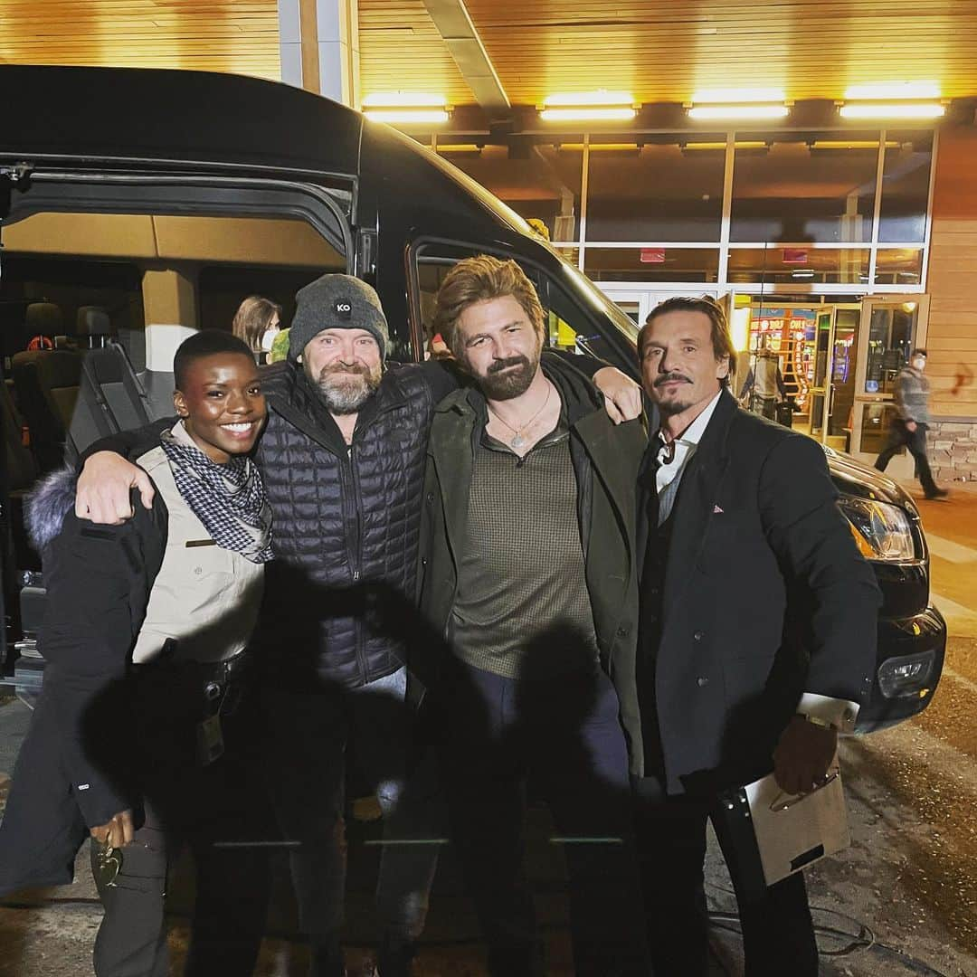 ジョー・カーナハンのインスタグラム：「That’s a wrap! #Copshop @frankgrillo1 @alexislouder @hoffman.stunts. What a fantastic experience.」